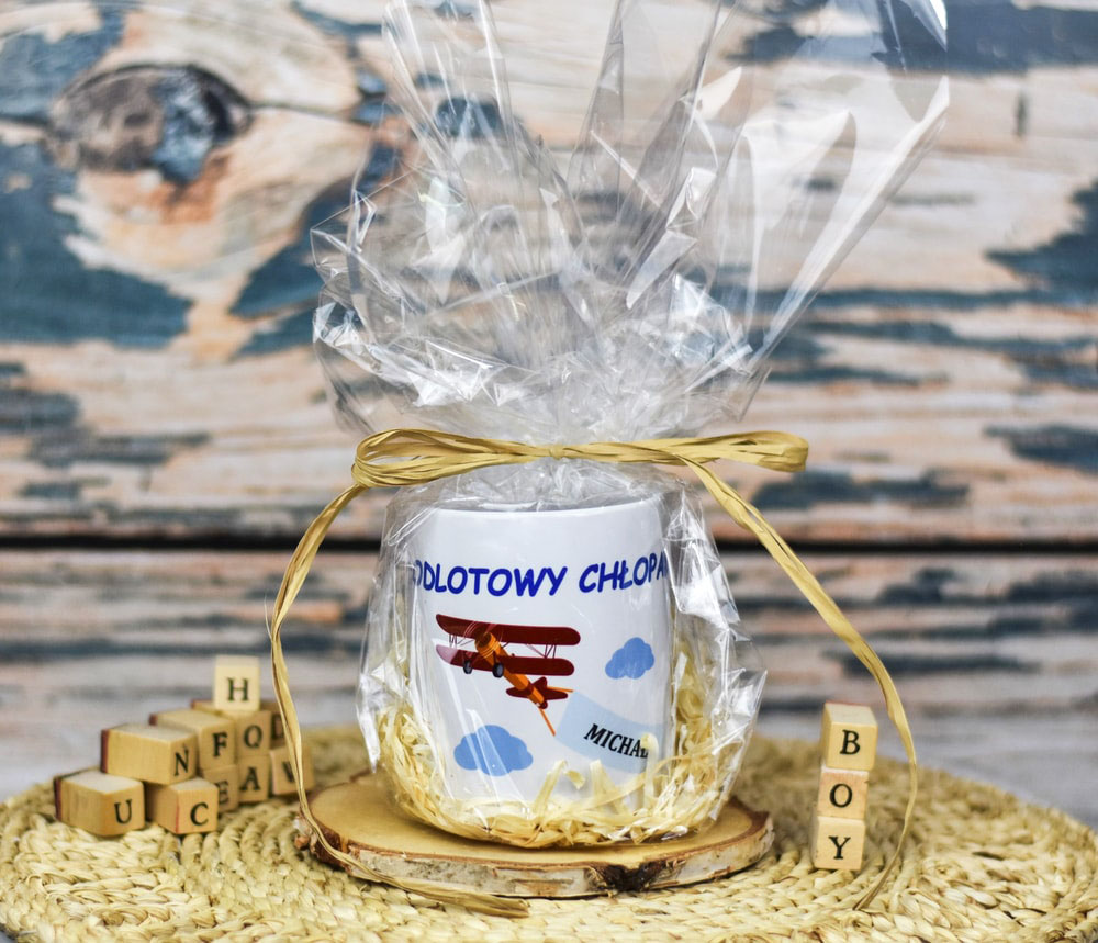 kubek z imieniem na klasowy dzień chłopaka przedszkolaka blog